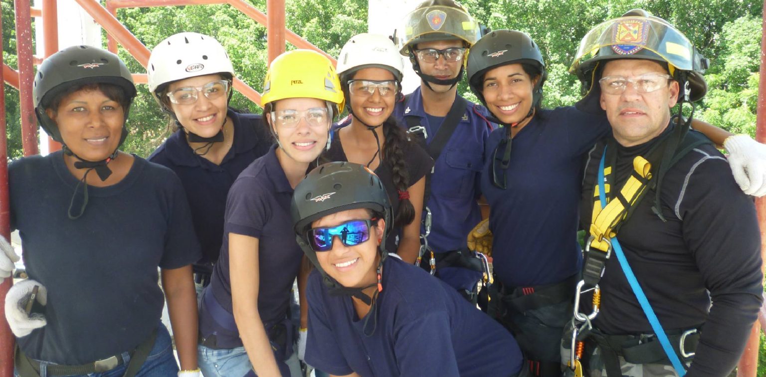 3_Mesa de trabajo 1 copia 2